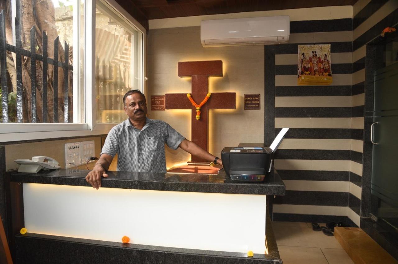 Hotel Triton - Near Us Embassy - Hotel In Sion Mumbai Eksteriør bilde